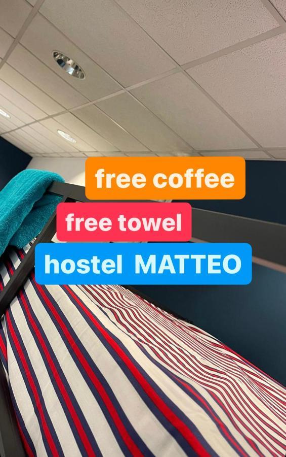 Hostel Matteo Pristina Esterno foto
